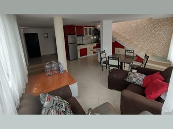Roomgo MX - Bonita y amplia recámara, Puebla - MX$5,000 por mes