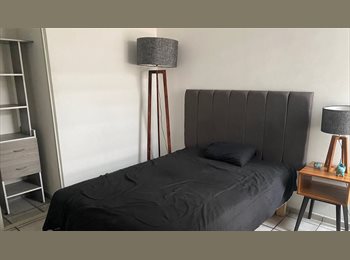 Roomgo MX - Cuarto Amueblado Colonia Mexicaltzingo Guadalajara Centro, Guadalajara - MX$6,000 por mes