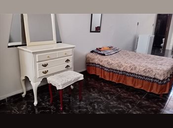 Roomgo MX - RECAMARA AMUEBLADA PARA DAMA, Monterrey - MX$5,000 por mes