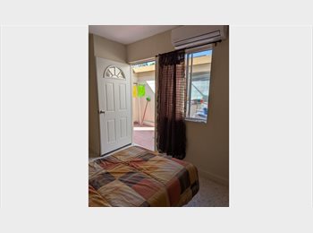 Roomgo MX - Cuarto con entrada independiente, Monterrey - MX$5,500 por mes