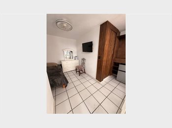 Roomgo MX - ## ⚽ VIVE EL MUNDIAL 2026 CON MÁXIMO CONFORT Y PRIVACIDAD EN ZAPOPAN ⚽, Zapopan - MX$14,000 por mes