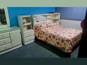 Roomgo MX -  Renta de Recámaras en Zona Tranquila y Segura – Ideal para Profesionistas o Estudiantes, Ciudad López Mateos - MX$4,500 por mes