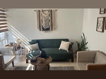 Roomgo MX - Hola! Busco Roomie mujer ,para compartir depa en Prados Tepeyac, Zapopan - MX$6,000 por mes