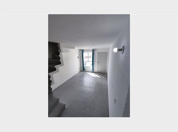 Roomgo MX - Espacio Privado para Profesional en Zona Segura de Santa Fe, Tijuana - MX$5,000 por mes