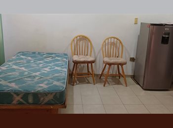 Roomgo MX - Se renta cuarto amueblado independiente a 1 cuadra de la clinica 6, San Nicolás de los Garza - MX$5,900 por mes