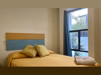 Roomgo MX - Habitación Independiente Céntrica y Acogedora, Querétaro - MX$6,000 por mes