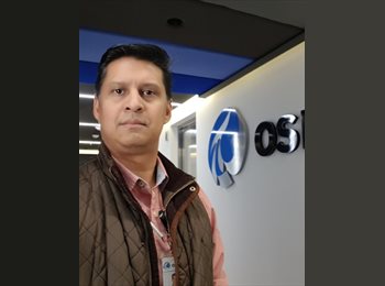 Roomgo MX - Carlos - 48 - Mérida