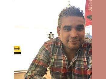 Roomgo MX - José - 36 - León