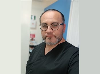 Roomgo MX - Mickael  - 46 - Saltillo