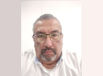 Roomgo MX - Enrique Oseguera  - 50 - Toluca