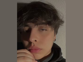 Roomgo MX - Narda - 31 - Guadalajara