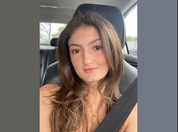 Roomgo MX - Camila Villegas - 19 - Zapopan