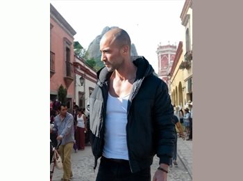 Roomgo MX - Marco - 49 - Querétaro