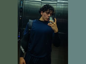 Roomgo MX - Abraham Anahel Amezquita Zendejas  - 19 - Zapopan