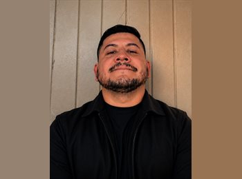 Roomgo MX - Michael - 34 - Tijuana