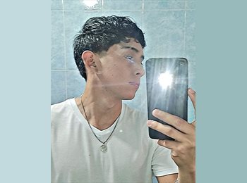 Roomgo MX - Uriel  - 19 - Zapopan