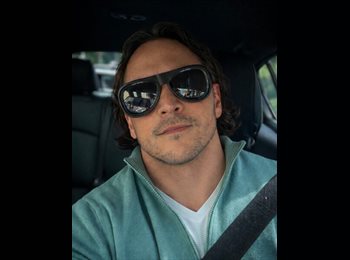 Roomgo MX - Daniel - 40 - Monterrey