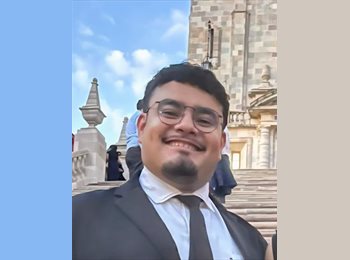 Roomgo MX - Jonathan Carpio - 22 - Querétaro