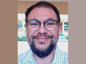 Roomgo MX - Roberto García Ortega - 47 - Querétaro