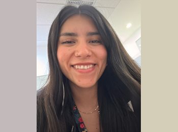 Roomgo MX - Valeria Cisneros  - 27 - Tlalnepantla