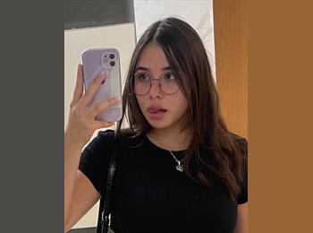 Roomgo MX - Samantha Betts - 21 - Guadalajara
