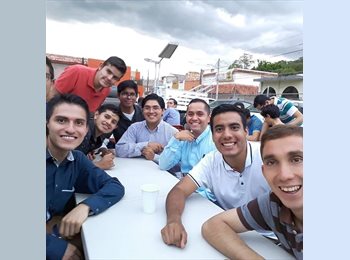 Roomgo MX - Roberto Eduardo - 30 - Tlaquepaque