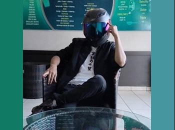 Roomgo MX - Luis Enrique - 18 - Monterrey
