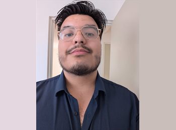 Roomgo MX - Carlos  - 23 - Querétaro