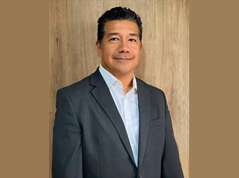 Roomgo MX - Enrique Soto - 49 - Querétaro