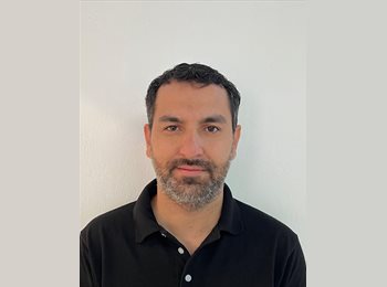 Roomgo MX - elmer - 40 - Querétaro