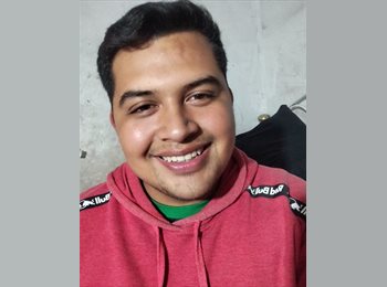 Roomgo MX - Gabriel  - 23 - Puebla