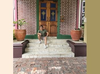Roomgo MX - Carlos - 30 - Querétaro