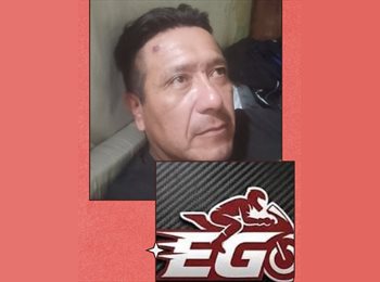 Roomgo MX - Efrain  - 46 - Querétaro