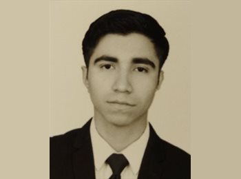 Roomgo MX - Juan Carlos - 23 - Saltillo