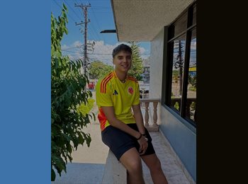Roomgo MX - Florian Robanske  - 21 - Zapopan
