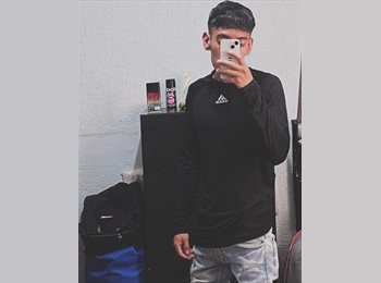 Roomgo MX - Axel  - 22 - Iztapalapa