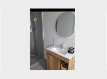 Roomgo NZ - Spacious Double Ensuite Room Available – Howick, Auckland - $250 pw