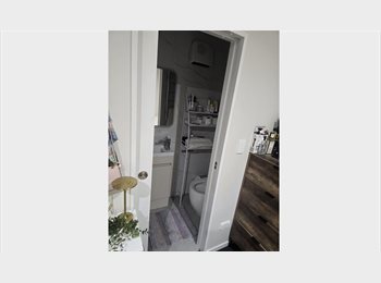 Roomgo NZ - Looking for flat mate, Auckland - $390 pw