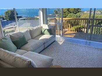 Roomgo NZ - Queen bedroom + Your own private office, Auckland - $395 pw