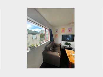 Roomgo NZ - Female flat mate wanted in June/July!, Dunedin - $280 pw