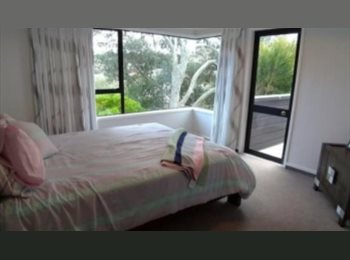 Roomgo NZ - Mairangi Bay, North Shore  - Professional flatmates wanted, Auckland - $350 pw