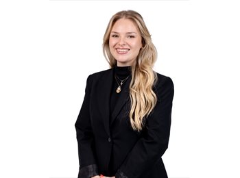 Roomgo NZ - Lucia - 24 - Queenstown