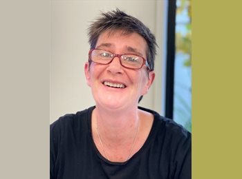 Roomgo NZ - Bernadette - 54 - Christchurch