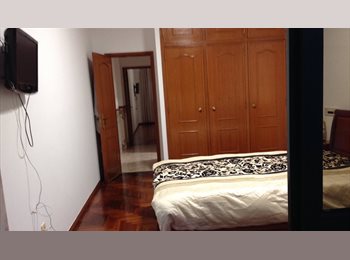 Roomgo PT - Quarto casal com banheiro privado no Vale Mourão, Cacém, Lisboa - 650 € Por mês