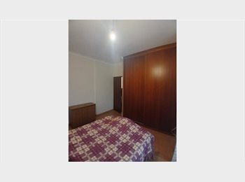 Roomgo PT - Aluga-se quarto na Areosa, Porto - 400 € Por mês