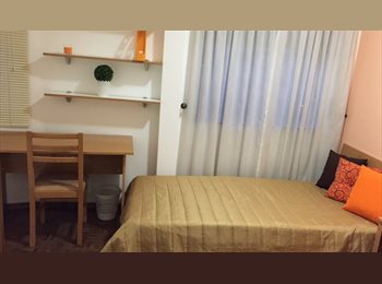 Roomgo PT - Arrenda-se 1 quarto individual a rapariga na Av. Marquês de Pombal LEIRIA totalmente mobilado, com D, Leiria - 210 € Por mês