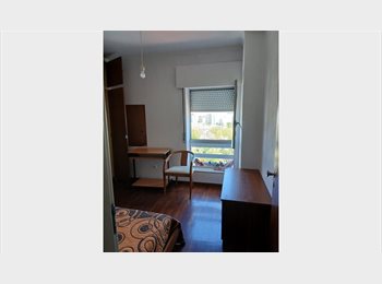 Roomgo PT - Alugo quarto, Lisboa - 400 € Por mês