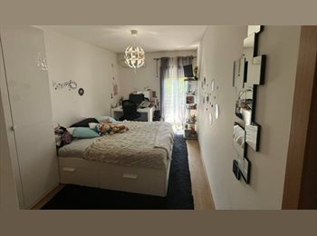 Roomgo PT - Quarto em Condomínio Fechado com WC privado, Lisboa - 750 € Por mês