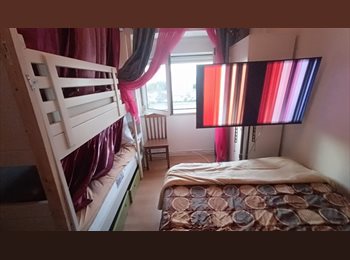 Roomgo PT - Quarto Cama Casal, TV 55, Lisboa - 550 € Por mês