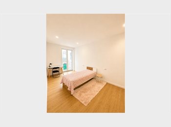 Roomgo PT - Quartos para estudantes — 500m da ESTGA | Apartamento remodelado e mobilado, Aveiro - 375 € Por mês